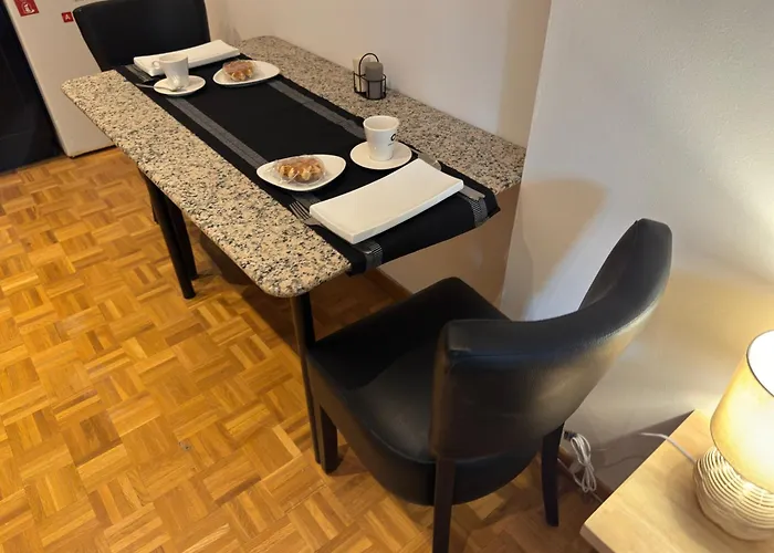 Two Bedroom Loft In The City Center By The Meir