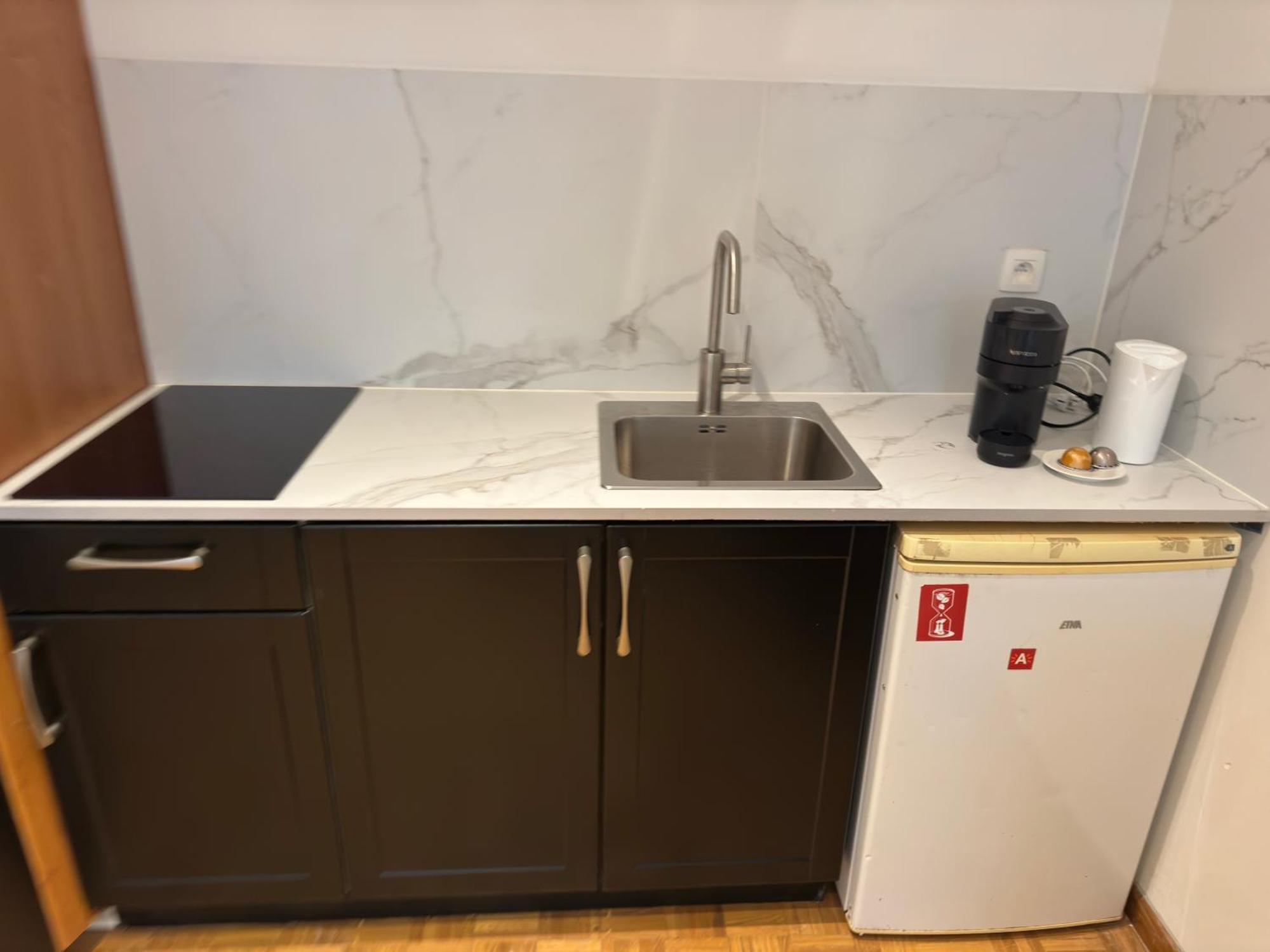 Two Bedroom Loft In The Center By The Meir