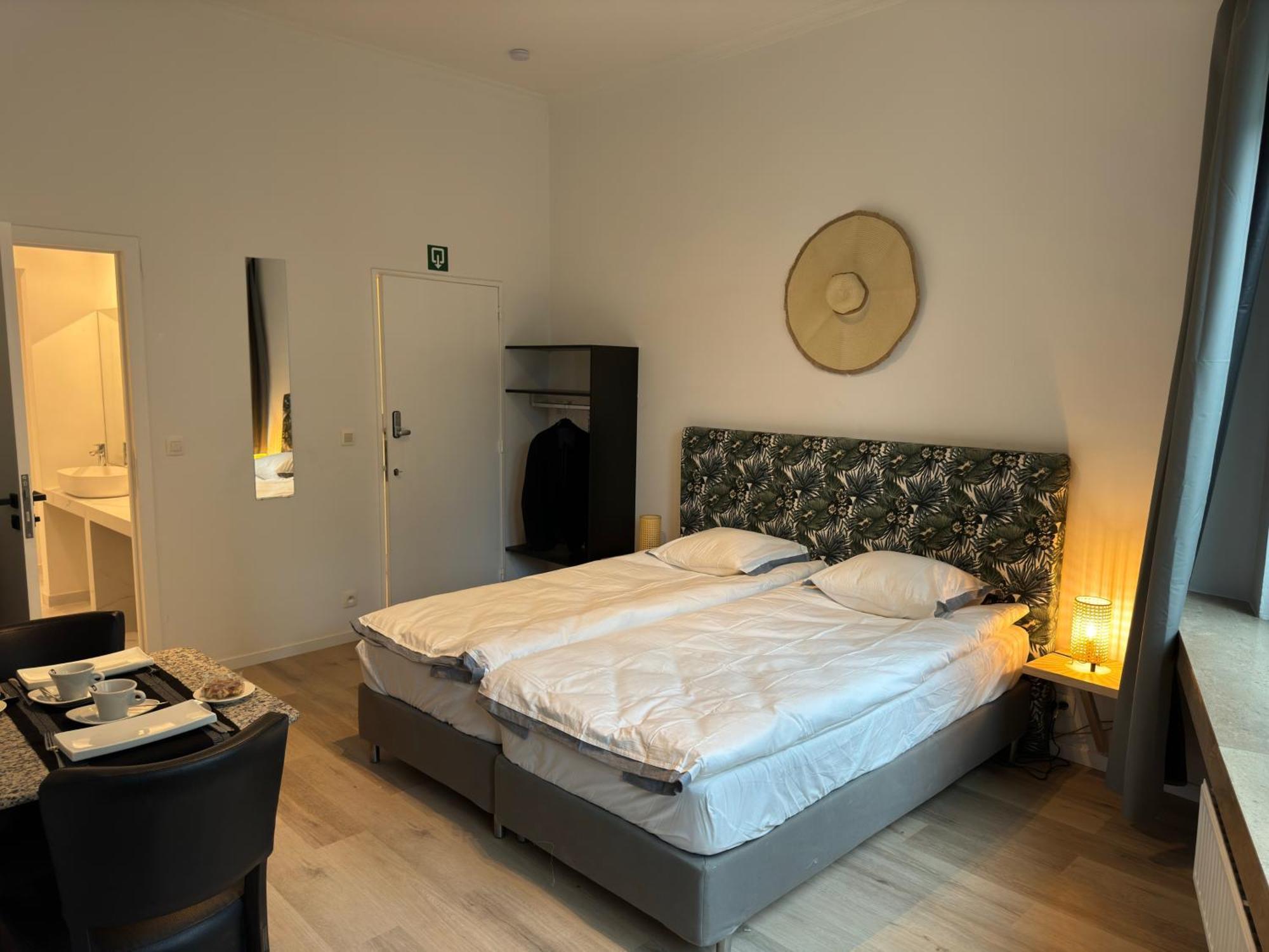 Apartment Two Bedroom Loft In The Center By The Meir